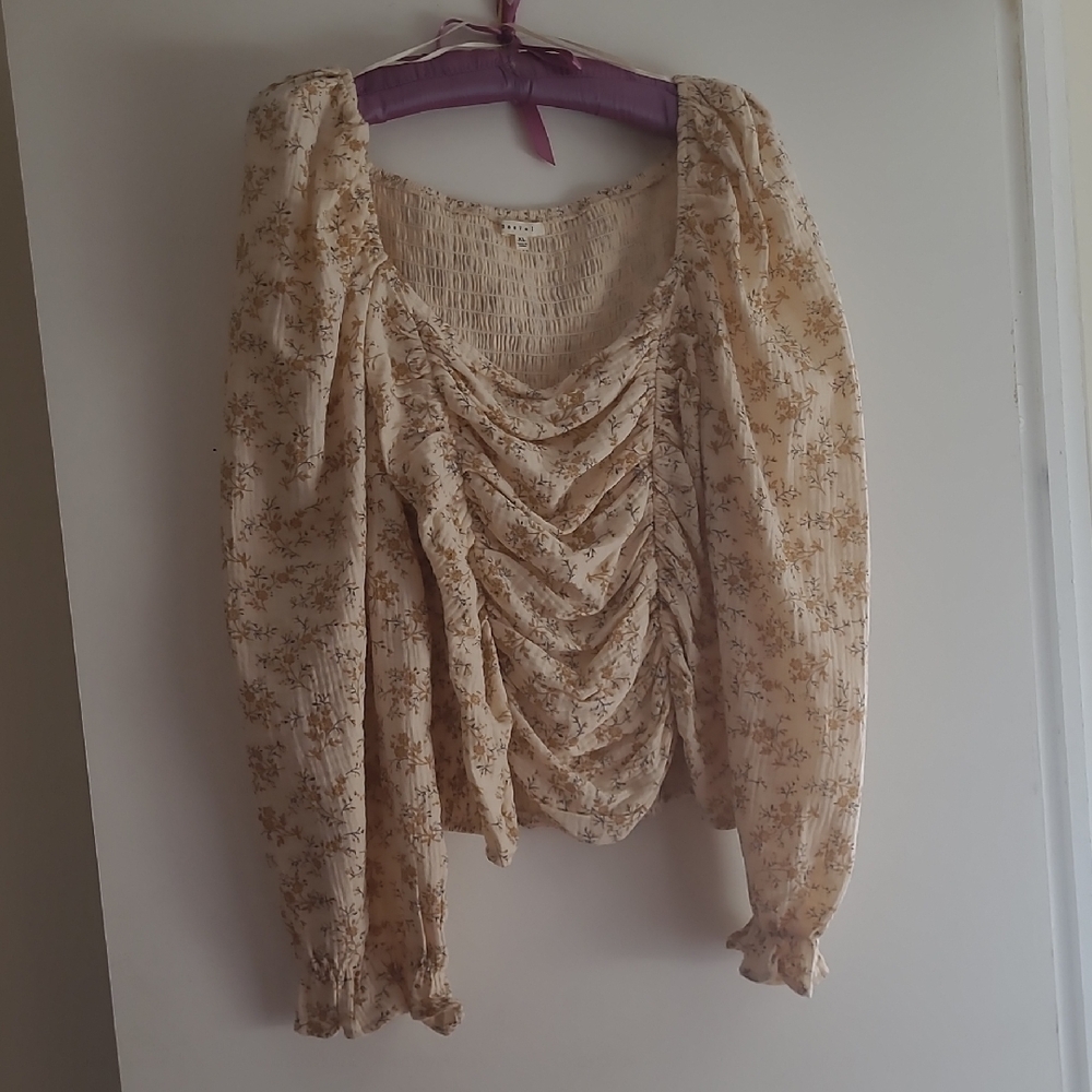 Cream Floral Ruched Long-Sleeve Blouse